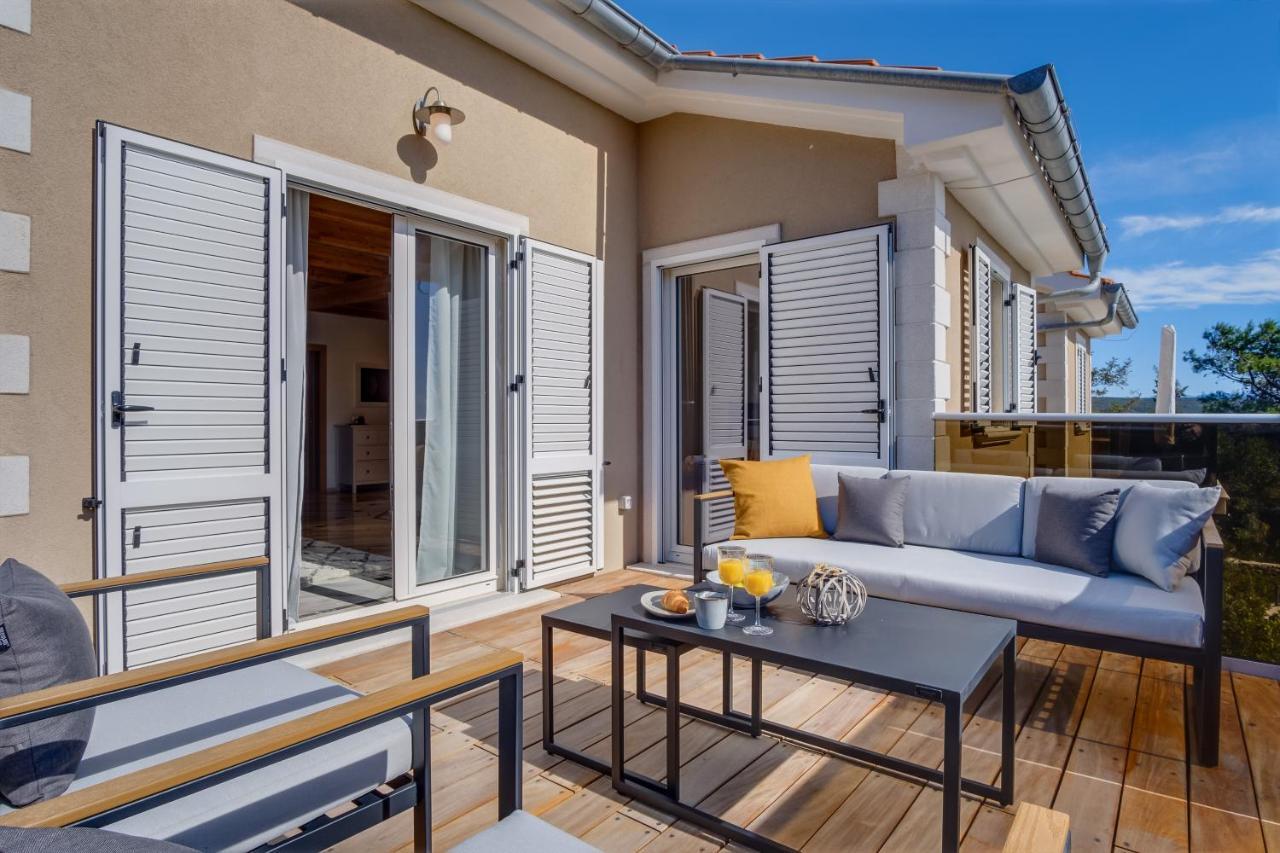 Lucica 360 Sea View Suite Nerezine Luaran gambar